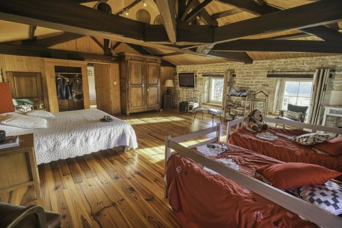 Image No.8-Propriété de 8 chambres à vendre à Prissé-la-Charrière