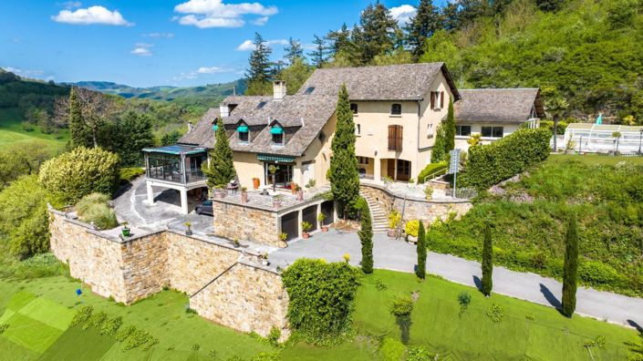 Image No.2-Propriété de 6 chambres à vendre à Saint-Sernin-sur-Rance