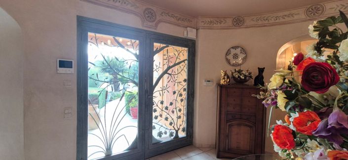 Image No.11-3 Bed House for sale