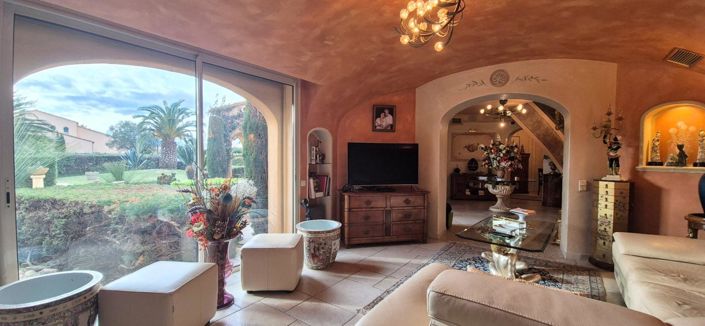 Image No.13-3 Bed House for sale