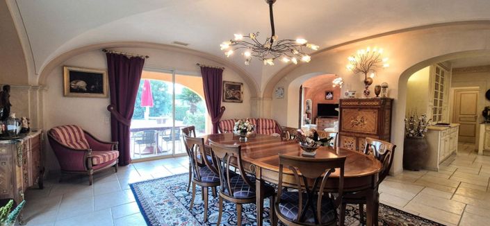 Image No.15-3 Bed House for sale