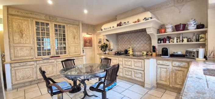 Image No.18-3 Bed House for sale