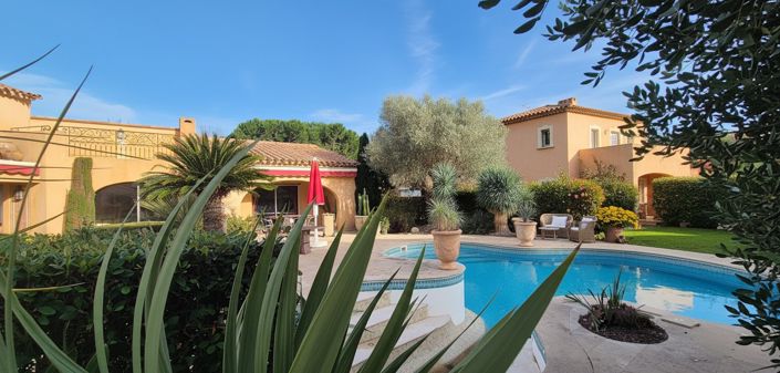 Image No.7-3 Bed House for sale