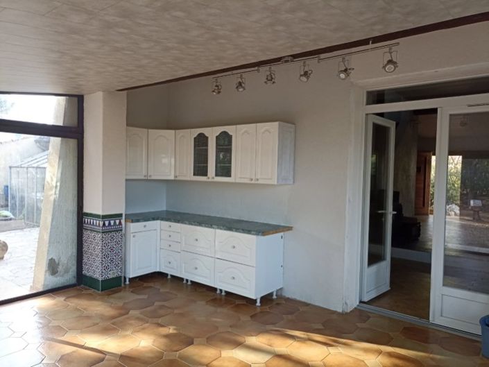 Image No.15-5 Bed House for sale