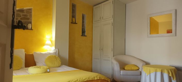 Image No.19-7 Bed House for sale