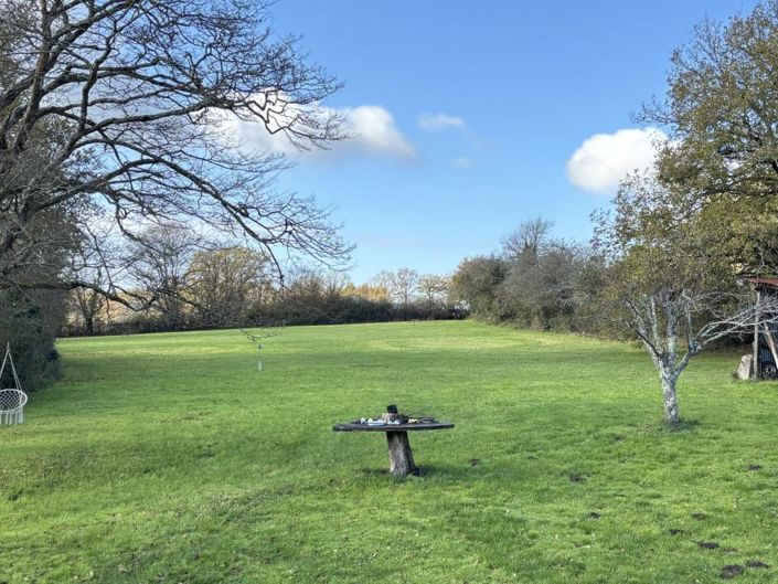 Image No.2-2 Bed Property for sale