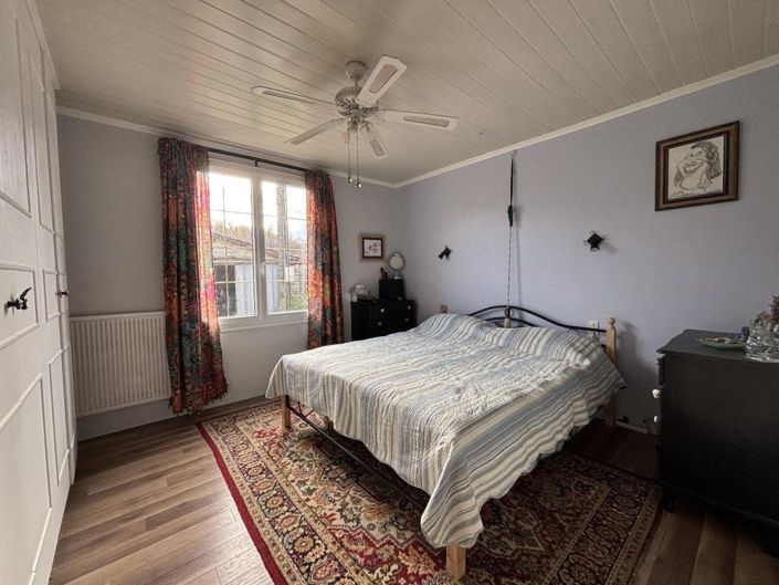 Image No.9-2 Bed Property for sale