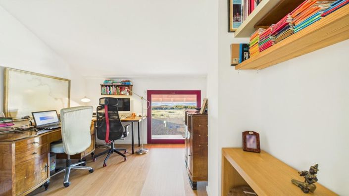 Image No.14-4 Bed Property for sale