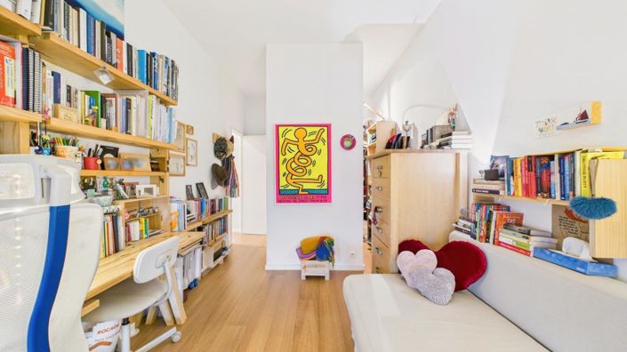 Image No.16-4 Bed Property for sale