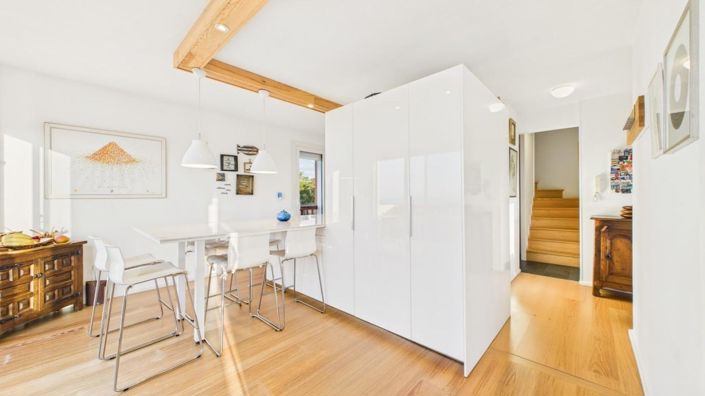 Image No.7-4 Bed Property for sale