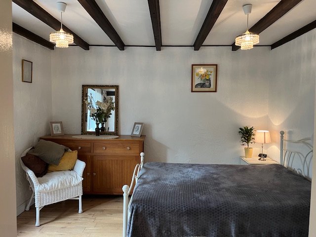 Image No.14-3 Bed Property for sale