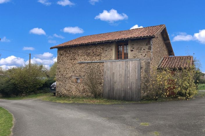 Image No.18-3 Bed Property for sale