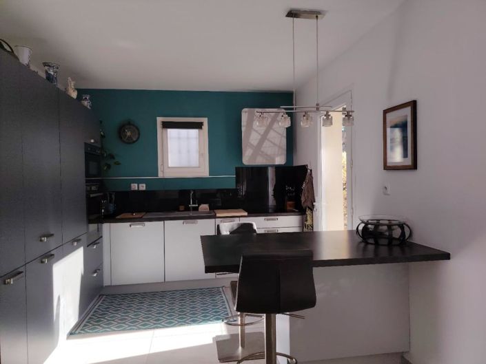 Image No.5-3 Bed House for sale