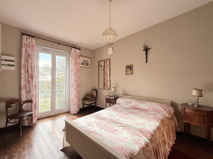 Image No.17-9 Bed House for sale