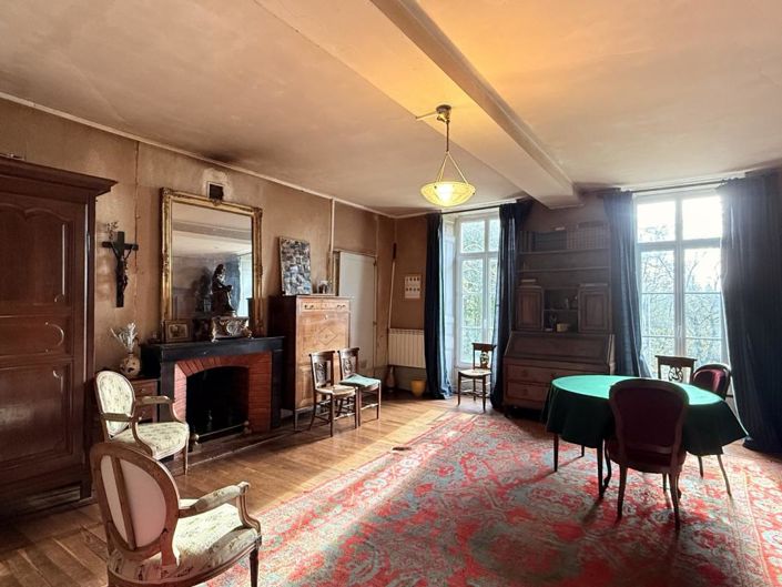 Image No.8-9 Bed House for sale