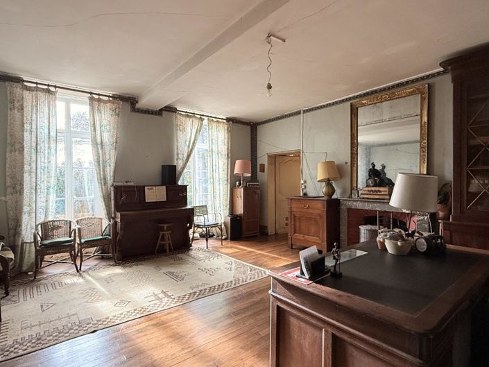 Image No.9-9 Bed House for sale