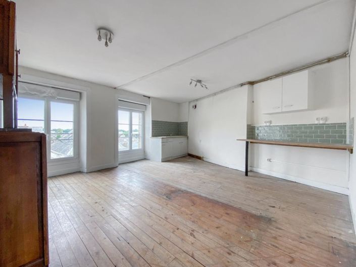 Image No.10-4 Bed Property for sale