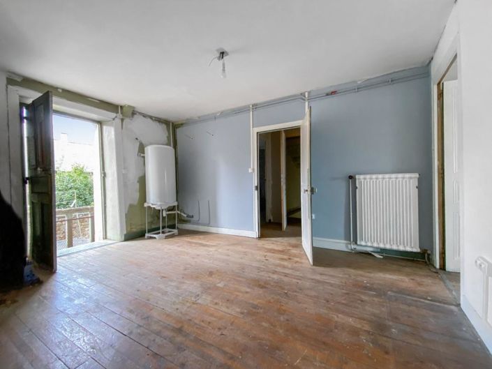 Image No.16-4 Bed Property for sale