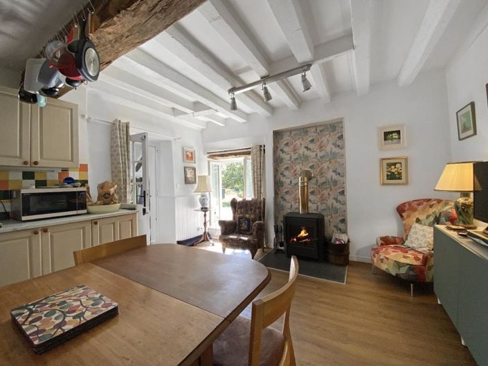 Image No.8-3 Bed Property for sale