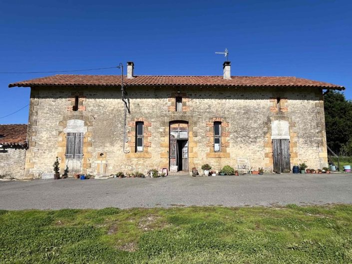 Image No.4-2 Bed Property for sale