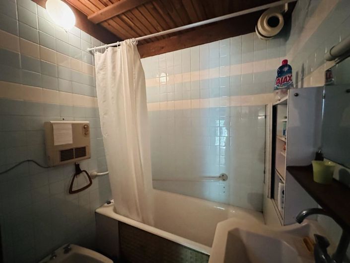 Image No.14-3 Bed House for sale