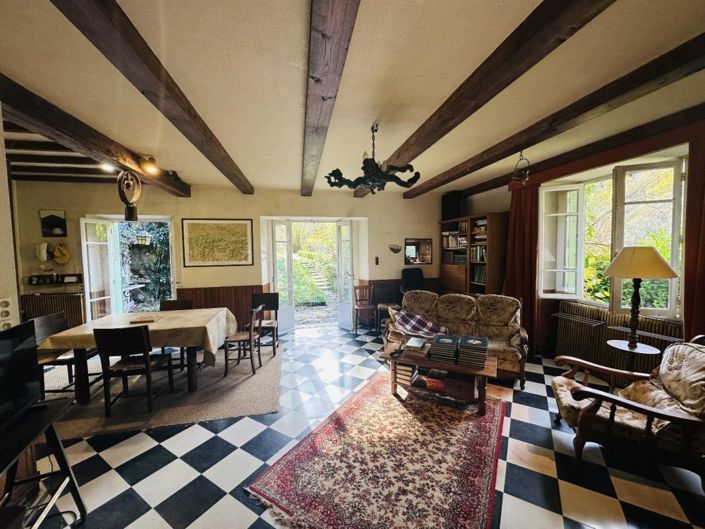 Image No.8-3 Bed House for sale