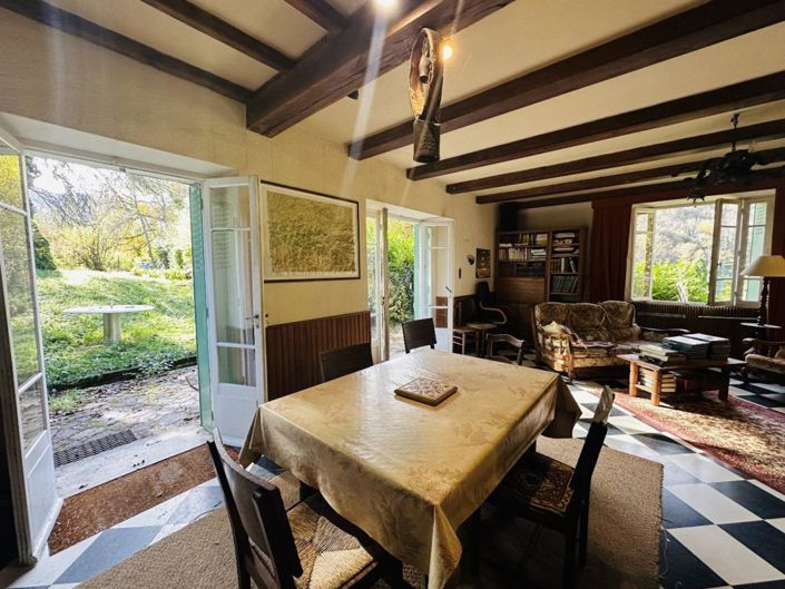 Image No.9-3 Bed House for sale