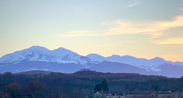 Image No.3-3 Bed Property for sale