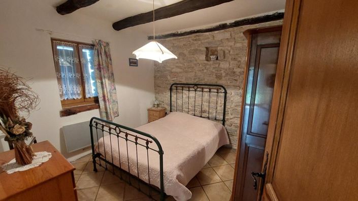 Image No.13-6 Bed House for sale