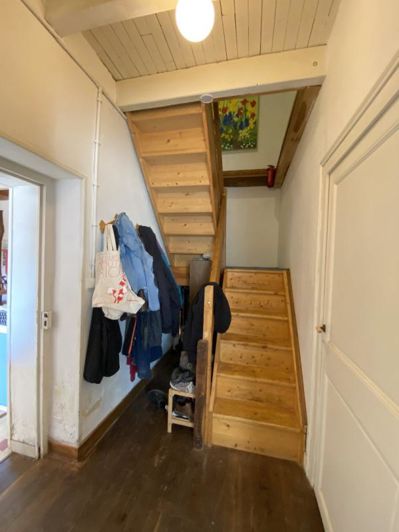 Image No.10-7 Bed House for sale