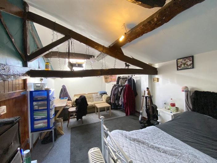 Image No.11-7 Bed House for sale