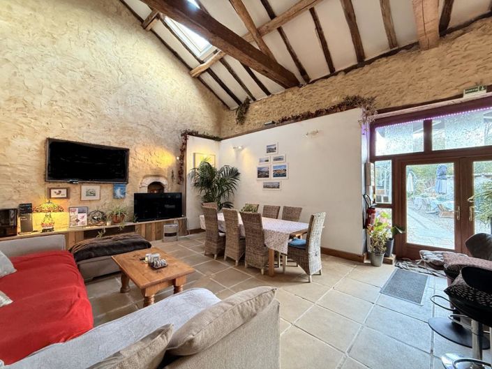 Image No.16-7 Bed House for sale