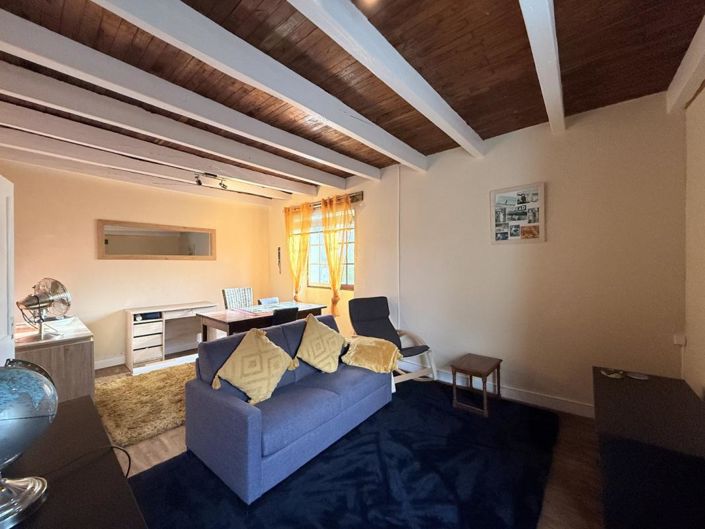 Image No.9-7 Bed House for sale