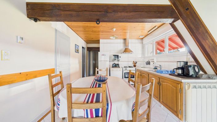 Image No.11-8 Bed House for sale