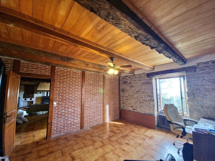 Image No.9-3 Bed House for sale