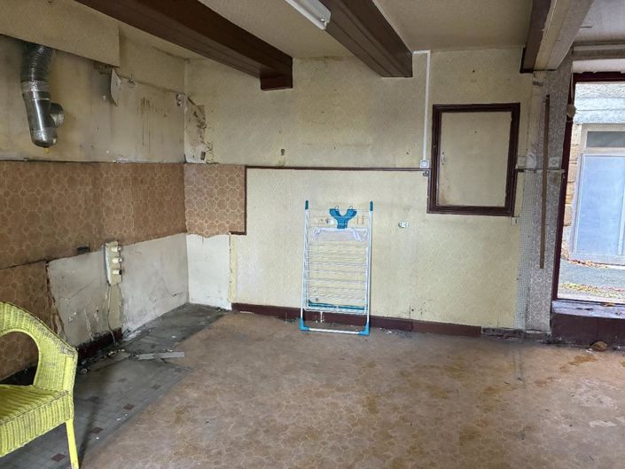 Image No.14-2 Bed Property for sale