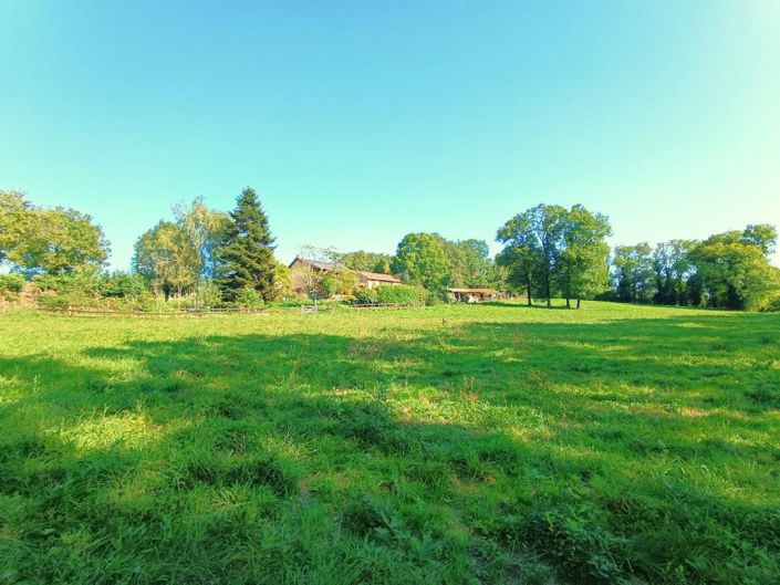 Image No.14-6 Bed Property for sale