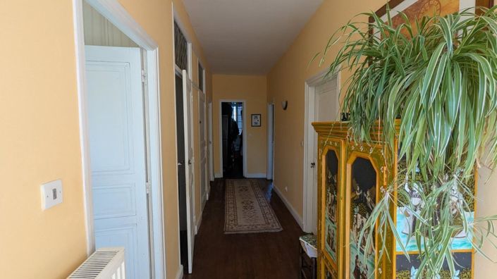 Image No.11-5 Bed House for sale