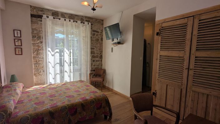 Image No.17-5 Bed House for sale