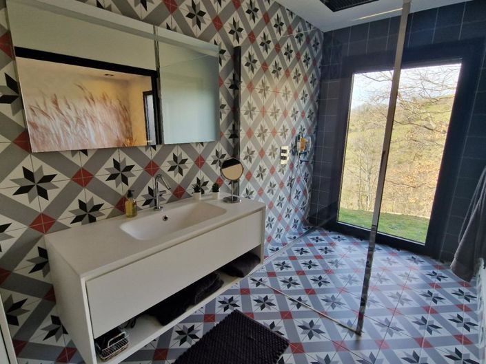 Image No.13-4 Bed Property for sale