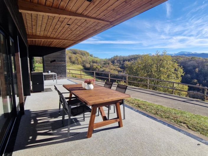 Image No.4-4 Bed Property for sale