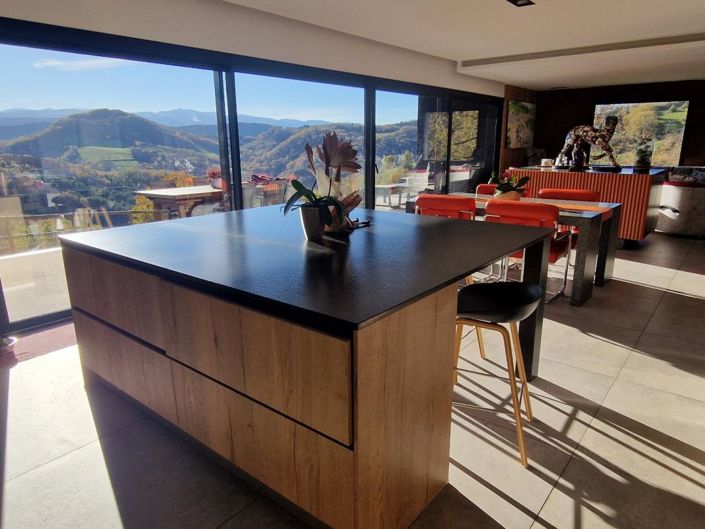 Image No.7-4 Bed Property for sale