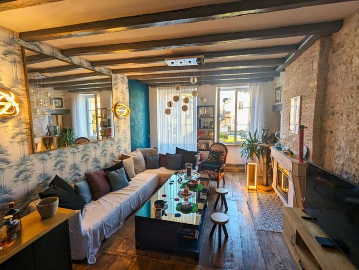 Image No.9-3 Bed Property for sale