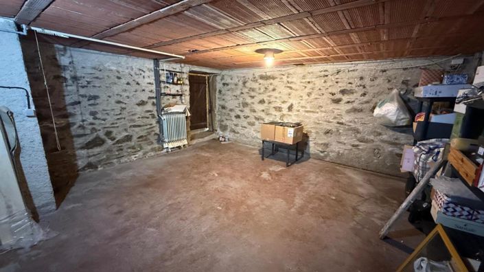 Image No.14-3 Bed House for sale