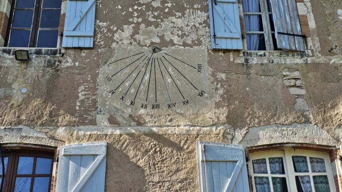 Image No.16-8 Bed Property for sale