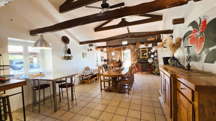 Image No.4-4 Bed Property for sale