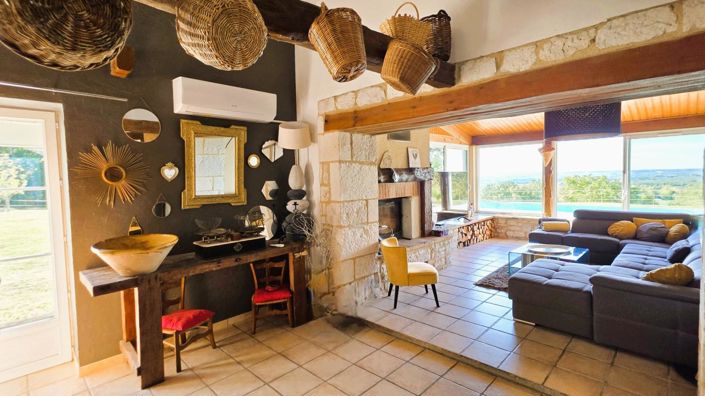 Image No.7-4 Bed Property for sale