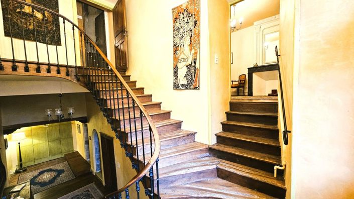 Image No.15-10 Bed House for sale