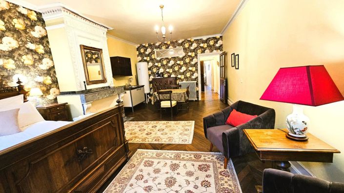 Image No.17-10 Bed House for sale