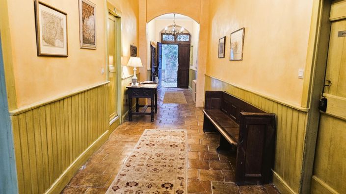 Image No.18-10 Bed House for sale